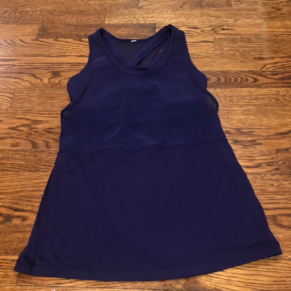 Lululemon tank